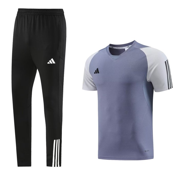 AD03 grey with pants
