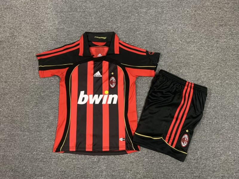 AC Milan 06-07 home kid