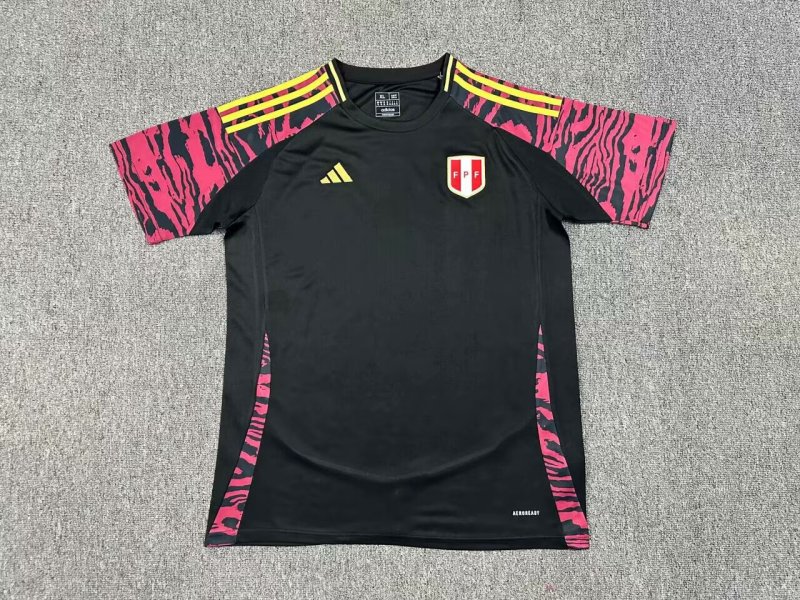 Peru away 2024