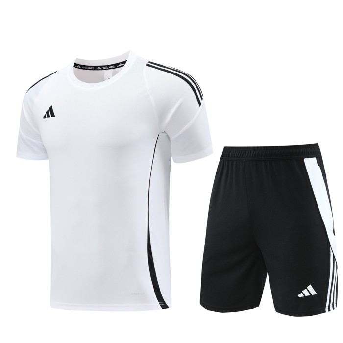 AD06 white