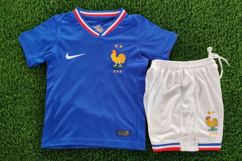 France home kid 2024