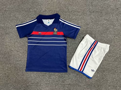 France 82-84 home kid