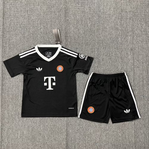 FC Bayern Munich goalkeeper black kid 24-25