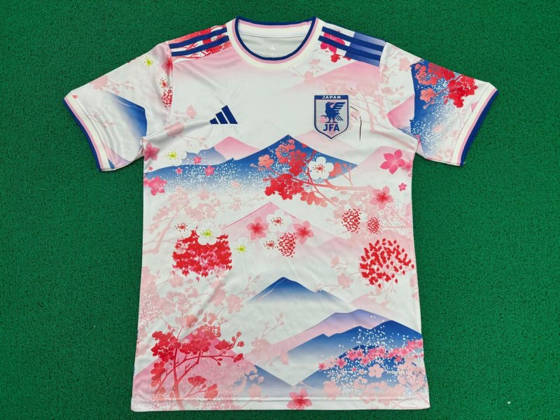Japan cherry blossom 2025