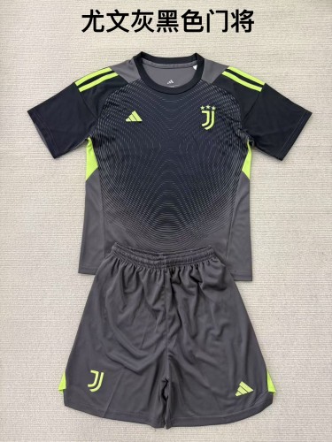 Juventus goalkeeper black grey kid adult 25-26