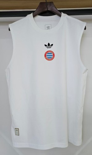 FC Bayern Munich vest 25-26