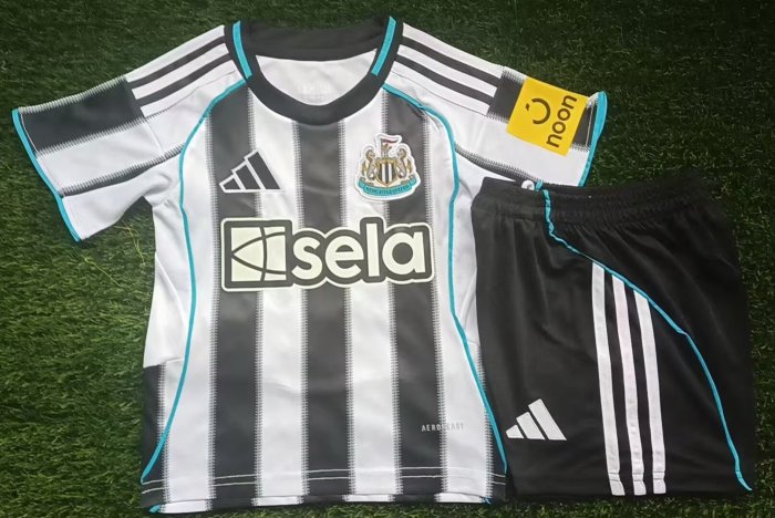 Newcastle United home kid 25-26