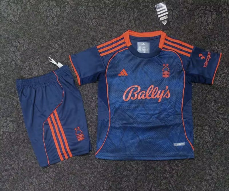 Nottingham Forest third kid adult with shorts 25-26