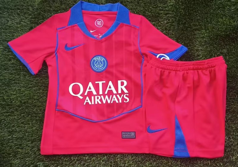 Paris Saint-Germain third kid 25-26