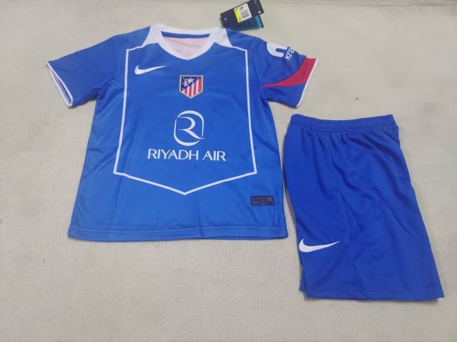 Atletico Madrid third kid 25-26