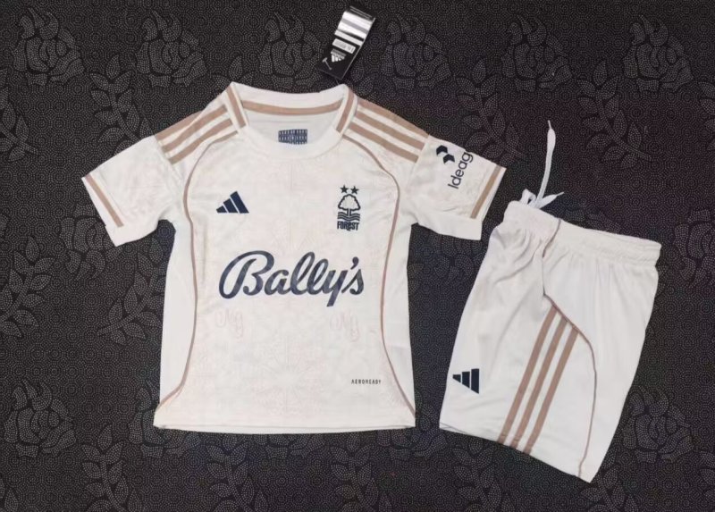 Nottingham Forest away kid adult with shorts 25-26