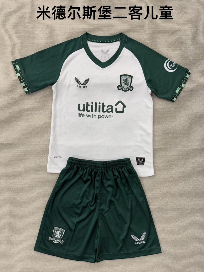 Middlesbrough third kid adult with shorts 25-26