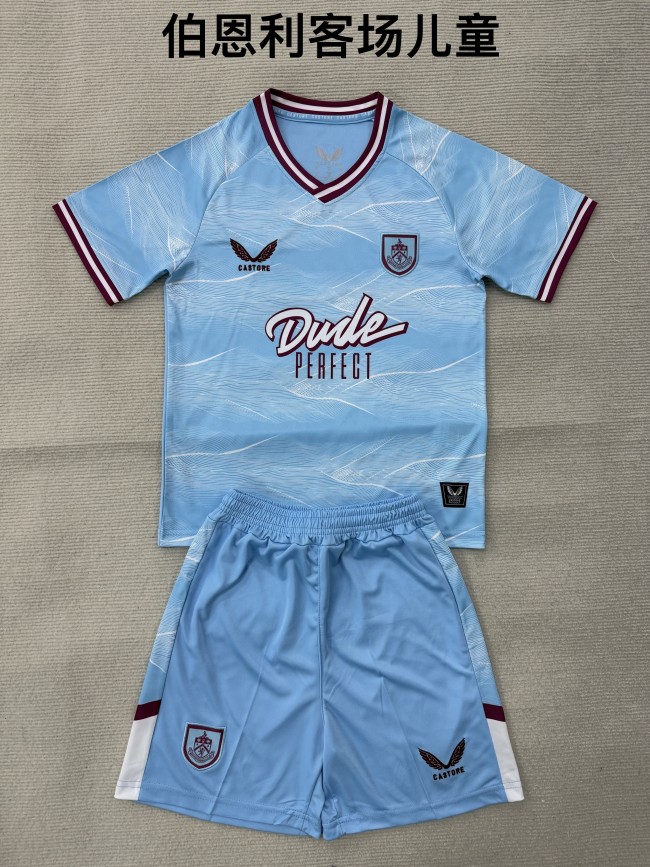 Burnley away kid 25-26