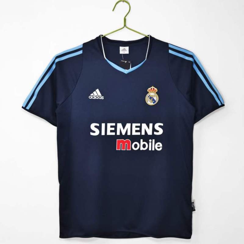 Real Madrid 03-04 away