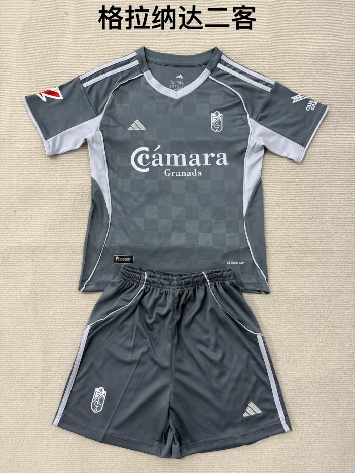 Granada third kid adult with shorts 25-26