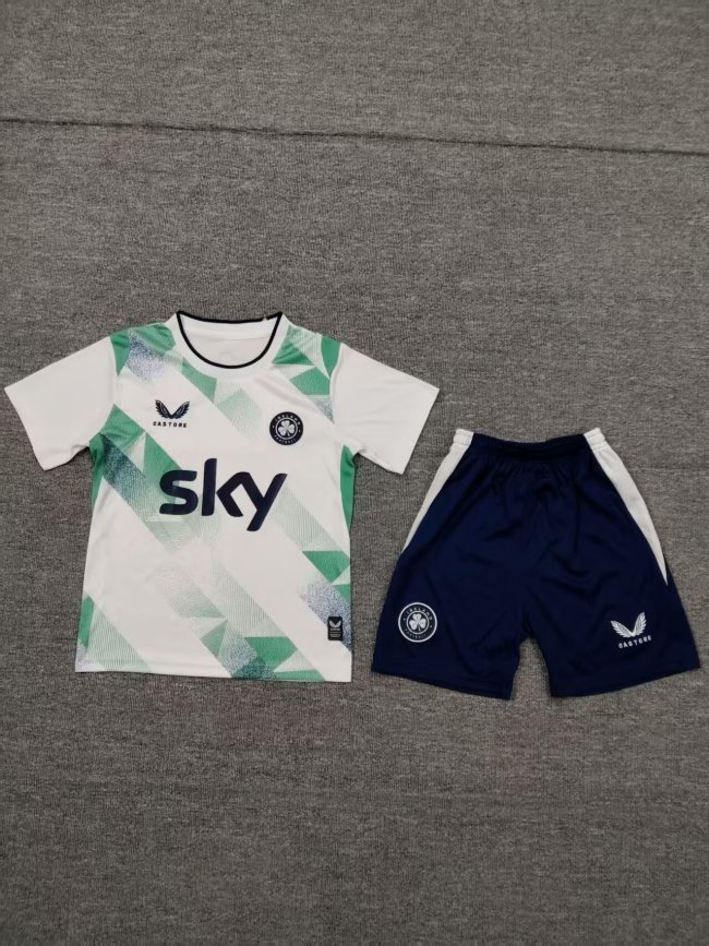 Republic of Ireland away kid 2026 WC