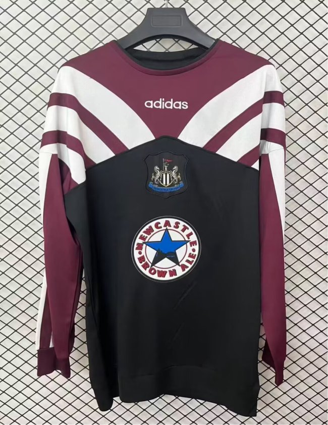 Newcastle united sweater black 96-97 round neck