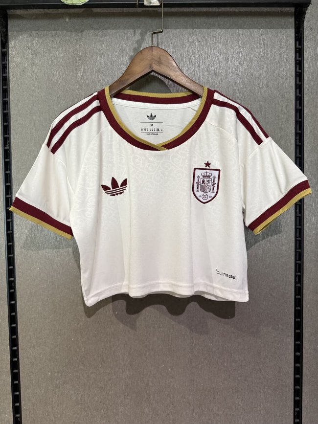 Spain away cheerleading team 2026