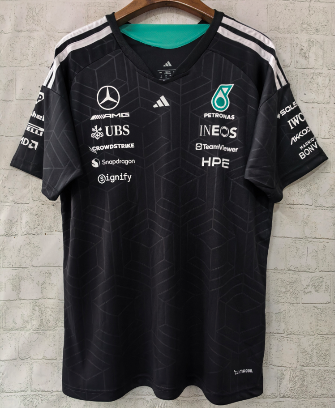 Mercedes-AMG Petronas F1 Team black 2026 fans