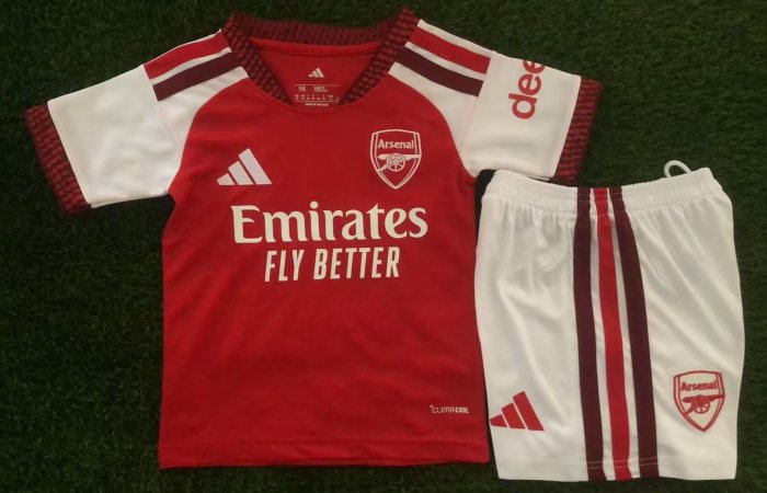 Arsenal home kid 26-27 leaked