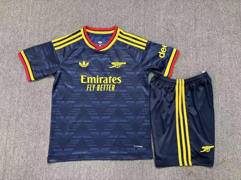 Arsenal away kid 26-27 leaked