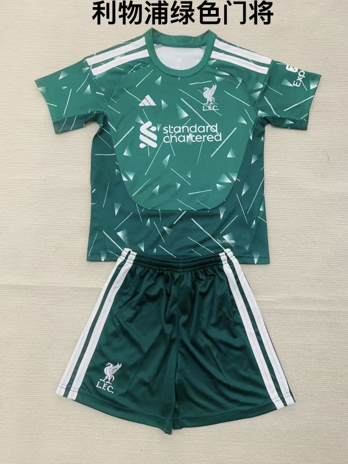 LFC goalkeeper green kid adult with shorts 26-27