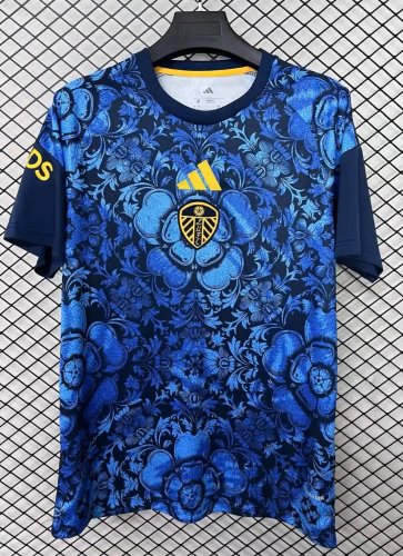Leeds United Pre match blue 26-27