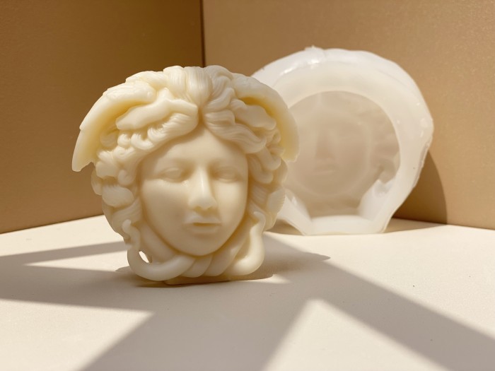 New mold Greek Mythology Character Medusa Bust Body Candle Mold Silicone Mold Face Snake Hair Handicrafts Gypsum Sculpture Aromatherapy