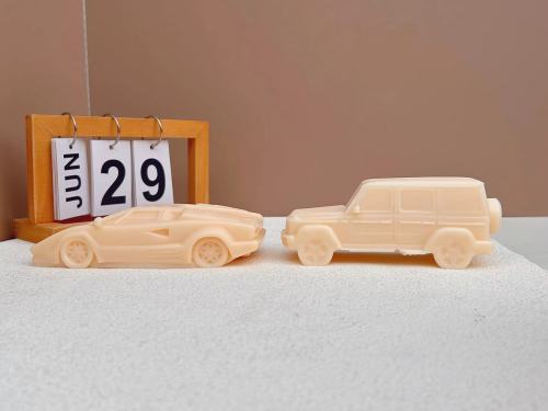 SUV G500 sports car resin candle gypsum silicone mold, can be used for home art decoration