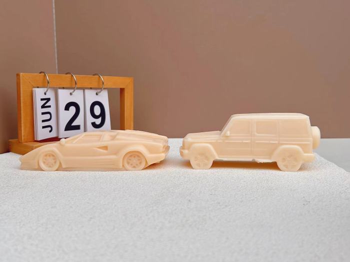 SUV G500 sports car resin candle gypsum silicone mold, can be used for home art decoration