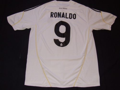 Real Madrid 2009-2010 Ronaldo #9 Home Retro Jersey