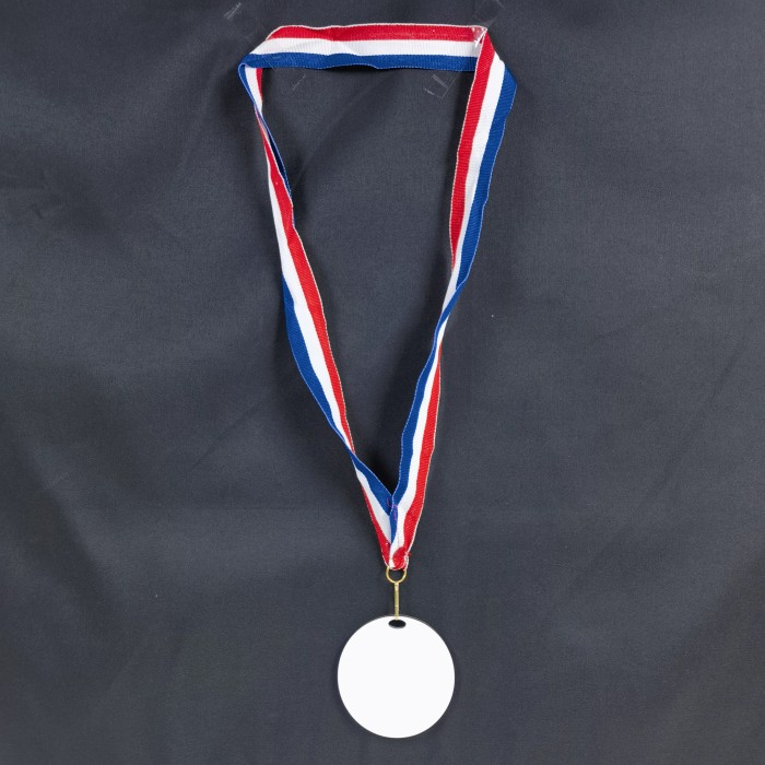 China Warehouse Sublimation Blanks MDF Medals