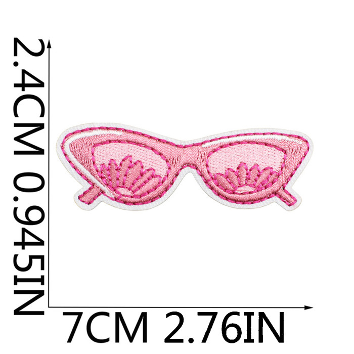 China Warehouse 400pcs Polyester Embroidery Patch for Clothes Bags Caps Valentines Day