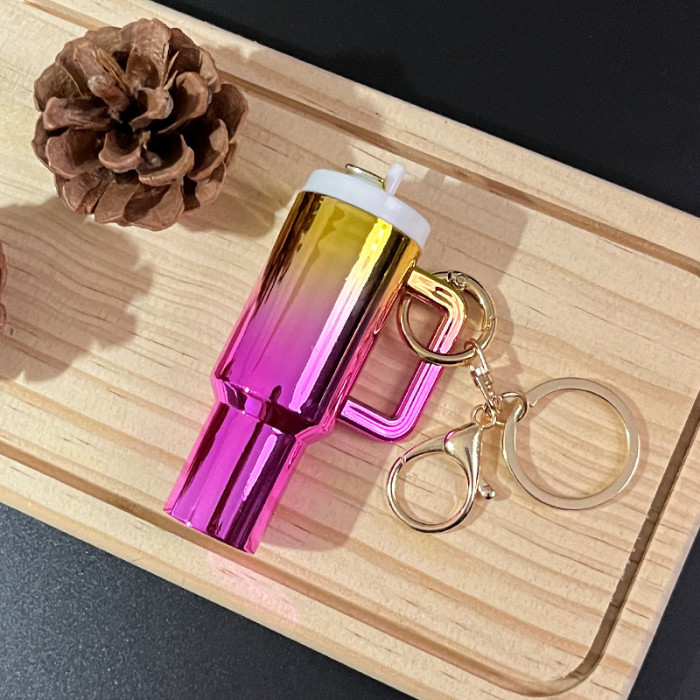 China Warehouse Gradient 40oz Tumbler Keychain Chapstick Holder Charms