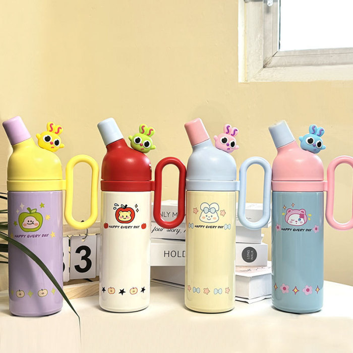 China Warehouse 27oz Large Capacity Cartoon Figures Portable Stainless Steel Kids Cup with handle and straw