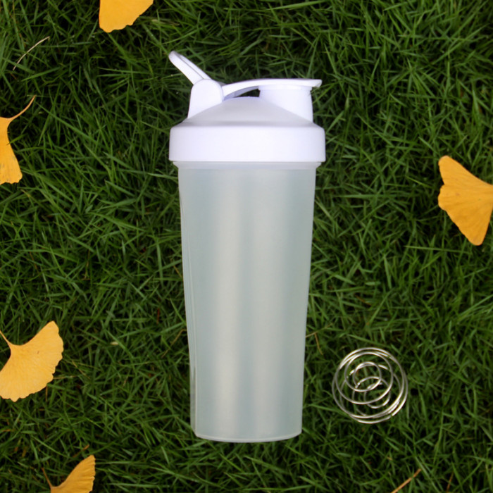 China Warehouse 20oz Plastic Shaker Cups Water bottle Leekproof Cup