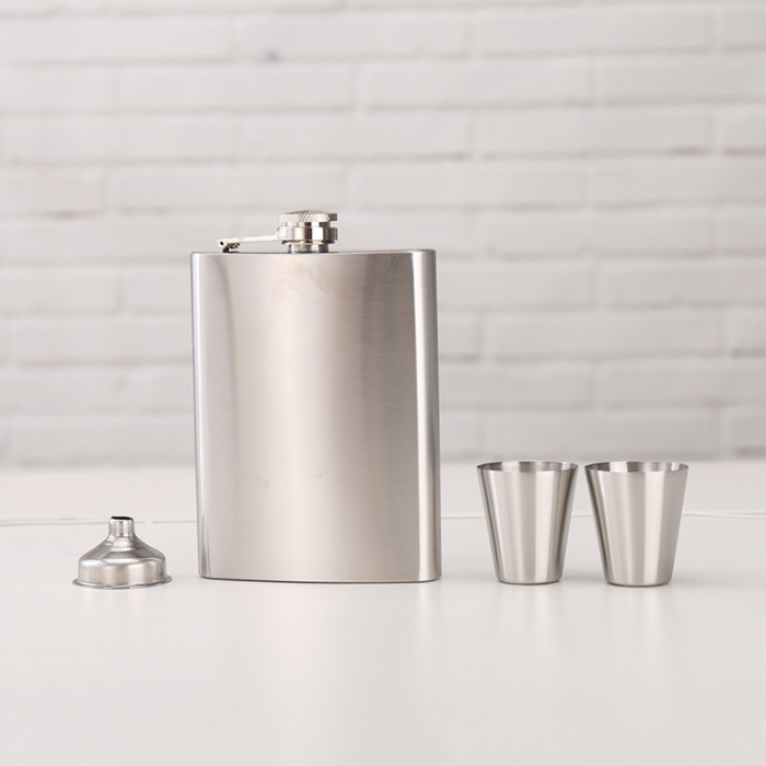 China Warehouse 7oz Stainless Steel Flask Set