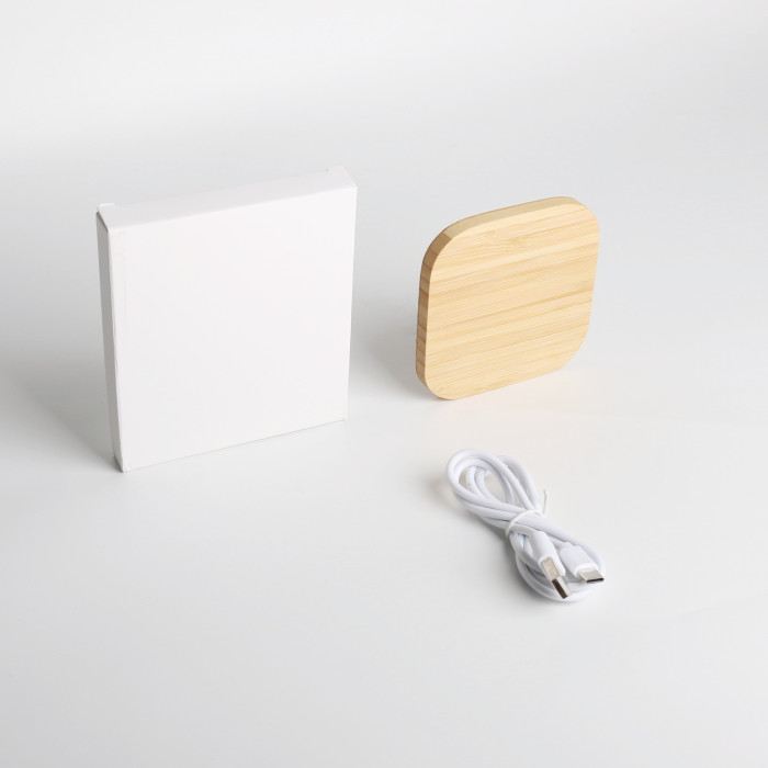 China Warehouse Bamboo Wireless Charger 15W Fast Charge Easy For Laser Engraving