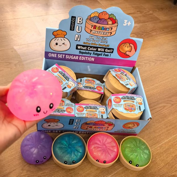 China Warehouse 144pcs 3.35 inches TPR Bun mystery squishy dumplings with Steamer+disply box