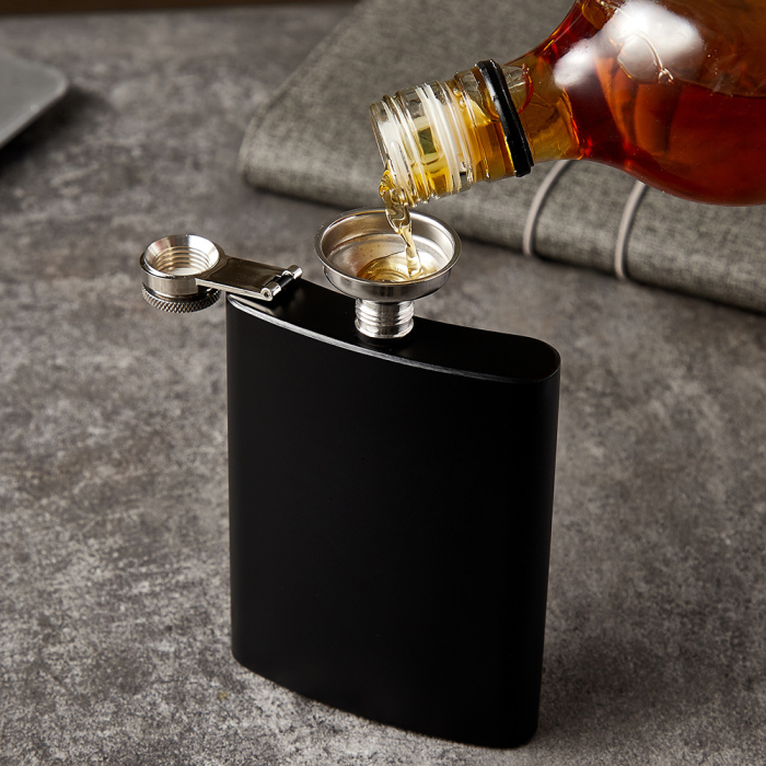 US Warehouse 6oz Stainless Steel Black flask with Funnel Spirit Bottle with Individual box