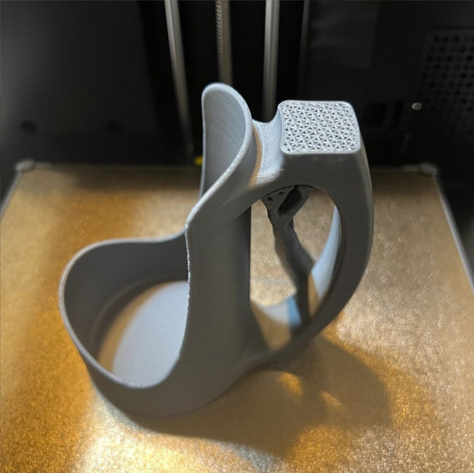 Locustsub 3D Printed Ergonomic Grip Reusable 12oz Skinny Slim Can Holder With Handle,20pcs/case