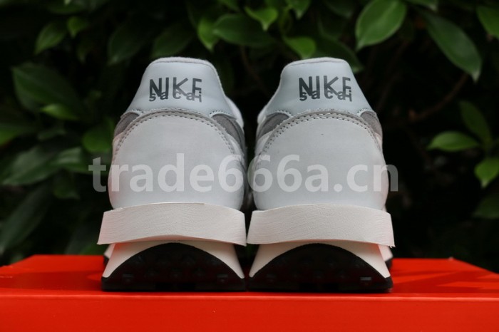 Sacai x Nike Waffle Daybreak BV0073-100