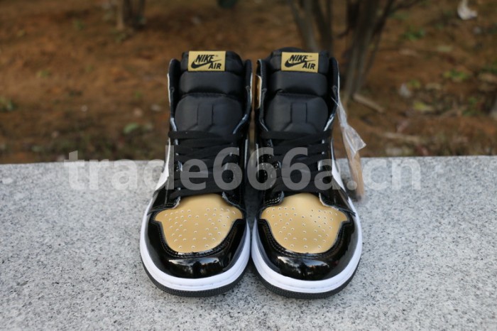 Authentic Air Jordan 1 Gold Toe