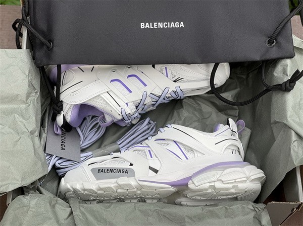 B 17FW Tripe-S High End Sneaker-258