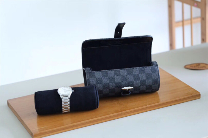 LV High End Quality Bag-523