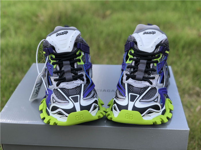 B 17FW Tripe-S High End Sneaker-103