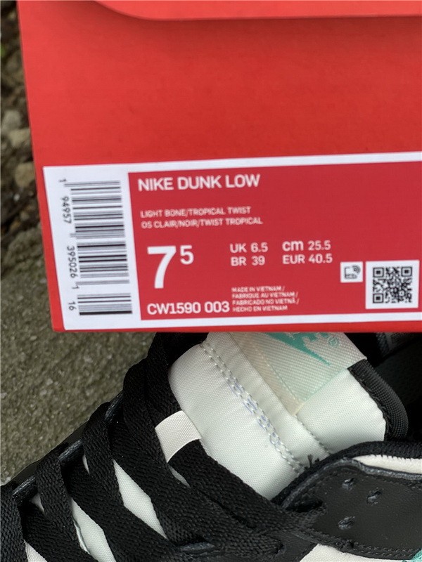 Authentic Nike Dunk Low “Tiffany Vibes”