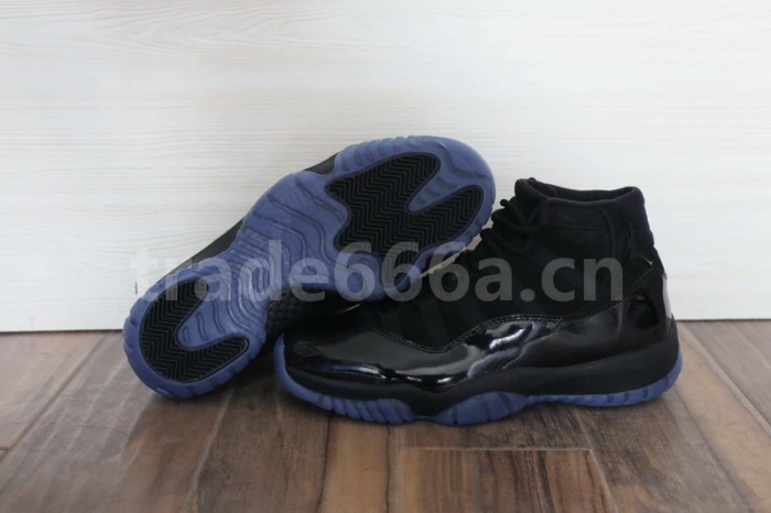 Authentic Air Jordan 11 “Cap and Gown”