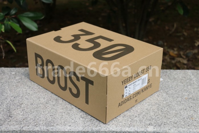 Authentic Yeezy 350 V2“Lundmarks” full reflective