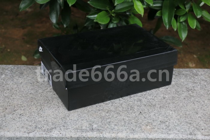 Authentic Nike Air Foamposite One “Green Strike”